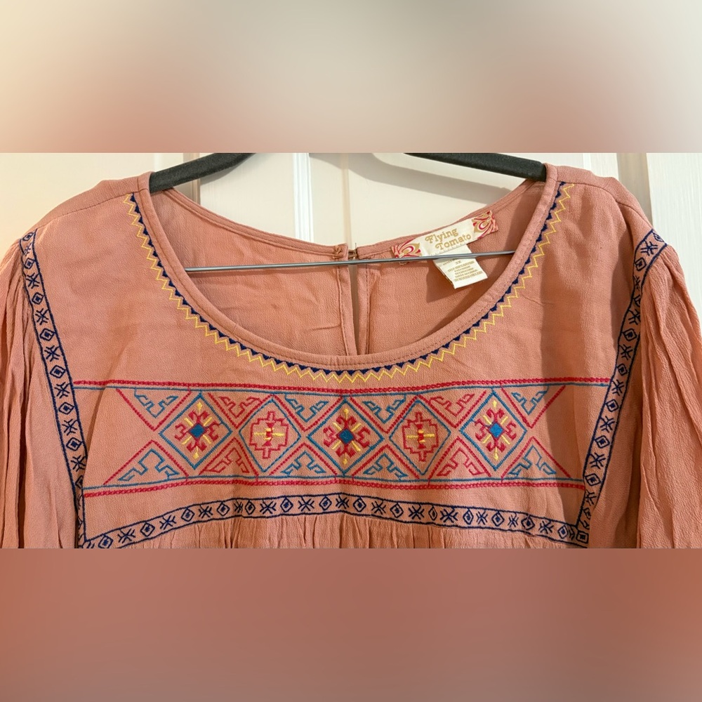 Flying Tomato Women’s Plus Embroidered Blouse - Dusty Rose Sz 3X - Picture 2 of 7